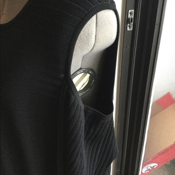 LB 3 Quarter Sleeve Off The Shoulder Sweater Shirt - Picture 2 of 8